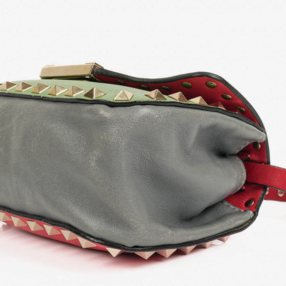 Valentino Garavani Rockstud Flip-Lock Klappentasche aus dreifarbigem Leder