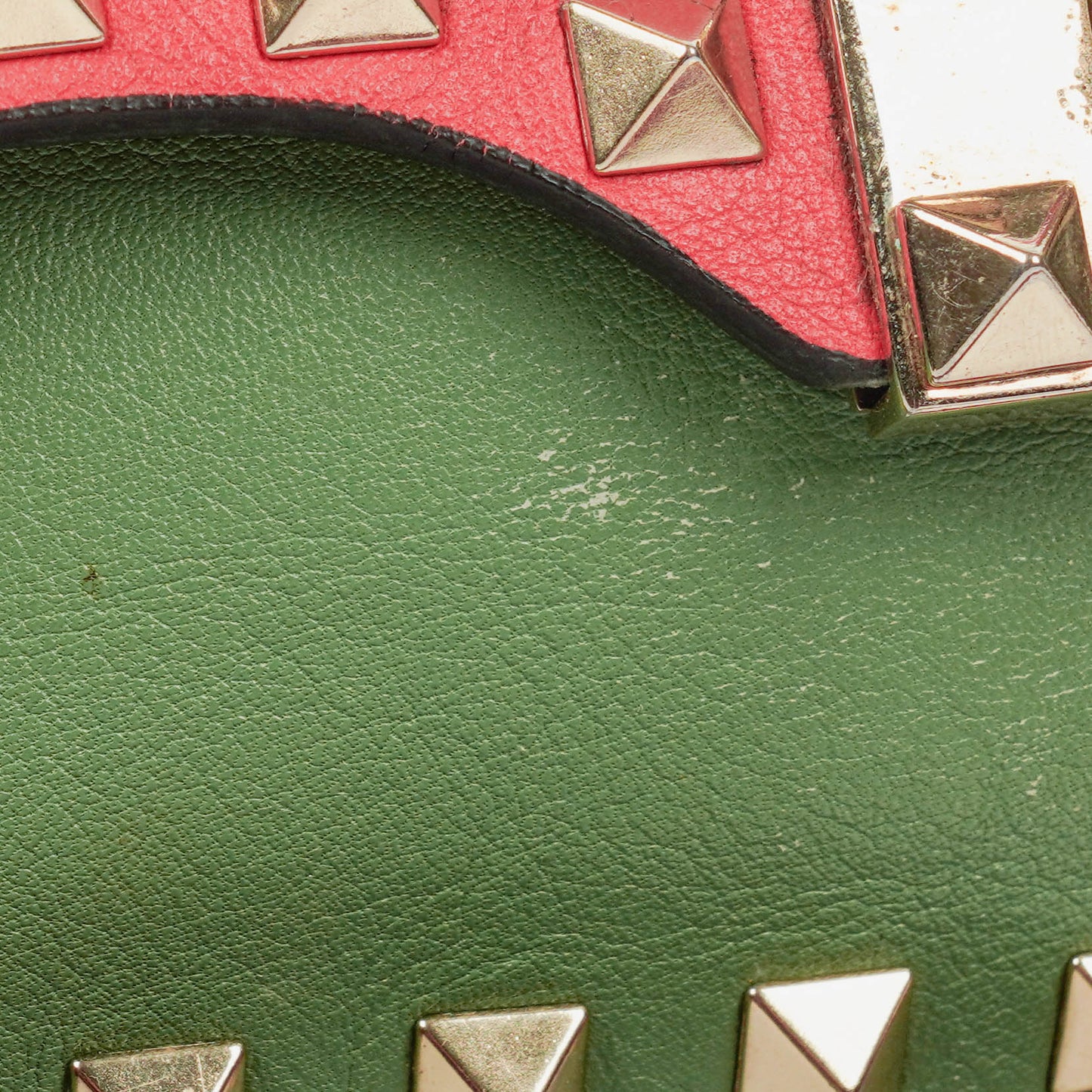Valentino Garavani Rockstud Flip-Lock Klappentasche aus dreifarbigem Leder