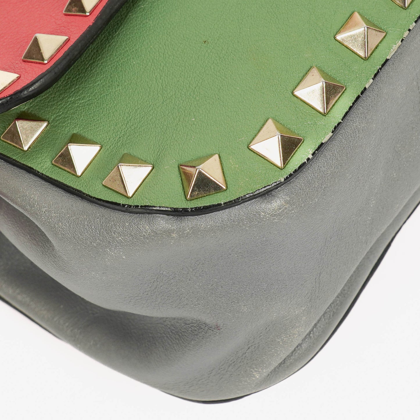 Valentino Garavani Rockstud Flip-Lock Klappentasche aus dreifarbigem Leder