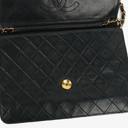 Chanel Classic Single Flap Tasche aus dunkelnavy gestepptem Lammleder mit 24K vergoldeter Hardware