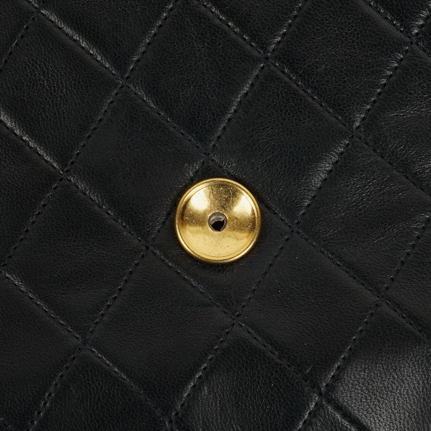 Chanel Classic Single Flap Tasche aus dunkelnavy gestepptem Lammleder mit 24K vergoldeter Hardware