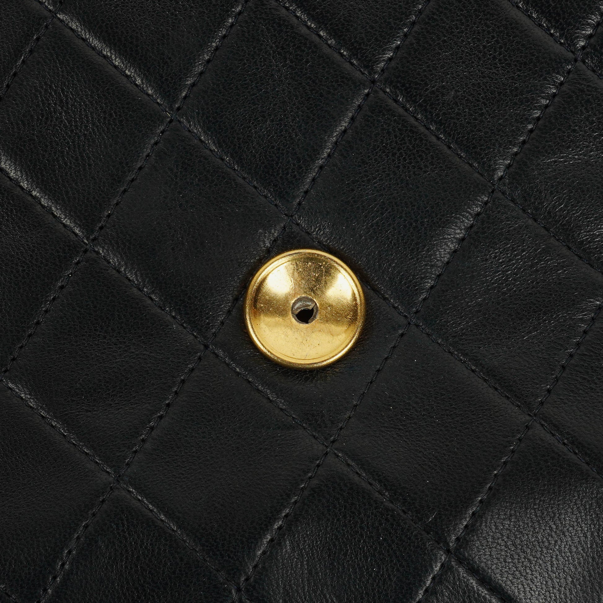 Chanel Classic Single Flap Tasche aus dunkelnavy gestepptem Lammleder mit 24K vergoldeter Hardware