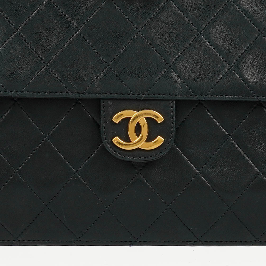 Chanel Classic Single Flap Tasche aus dunkelnavy gestepptem Lammleder mit 24K vergoldeter Hardware