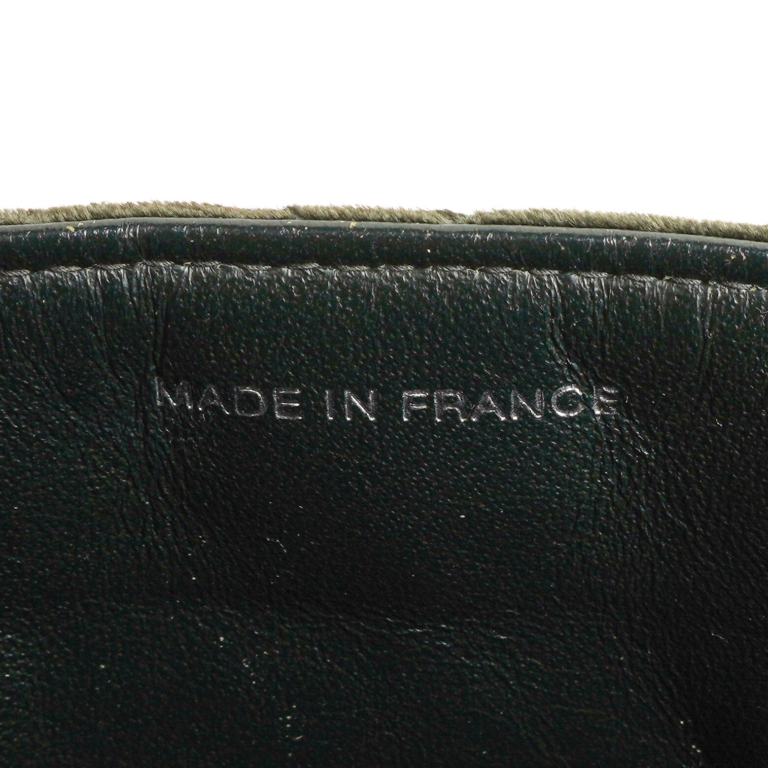 Chanel Flap Schultertasche aus olivgrünem gestepptem Samt