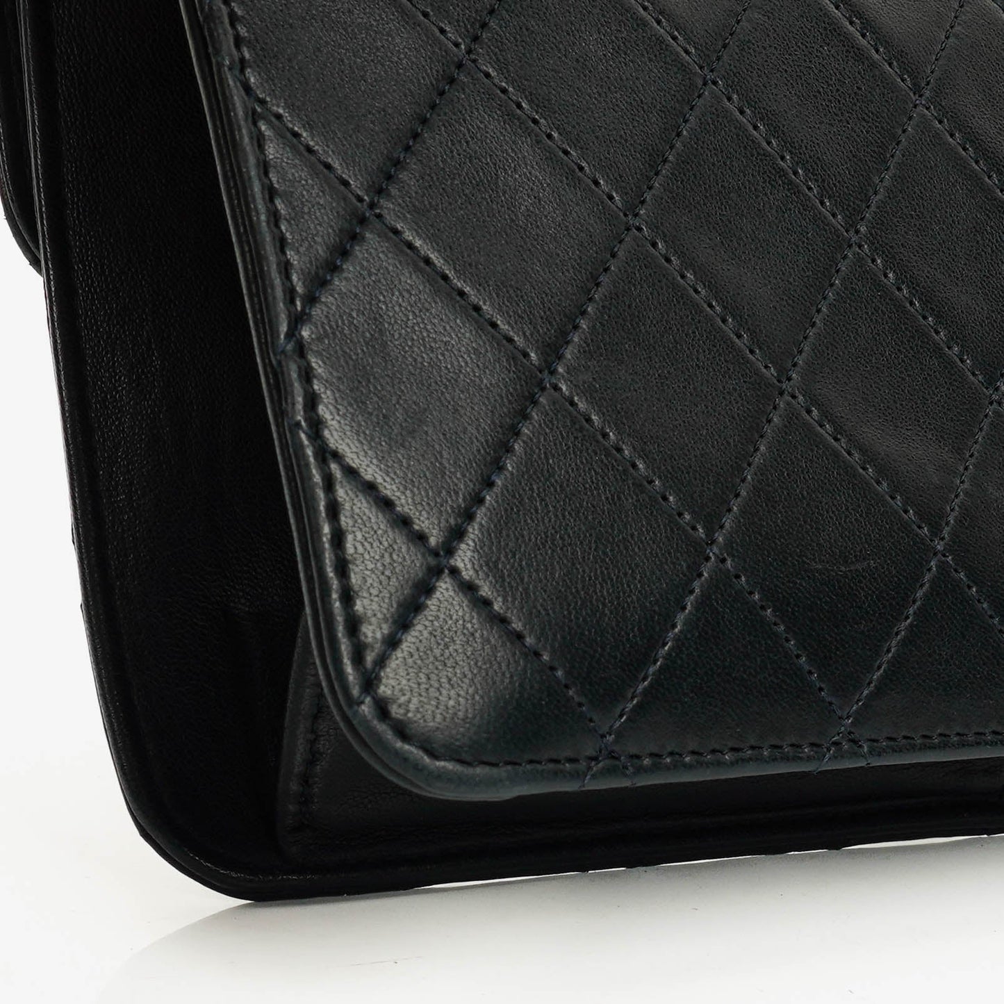 Chanel Classic Single Flap Tasche aus dunkelnavy gestepptem Lammleder mit 24K vergoldeter Hardware
