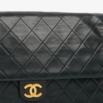 Chanel Classic Single Flap Tasche aus dunkelnavy gestepptem Lammleder mit 24K vergoldeter Hardware