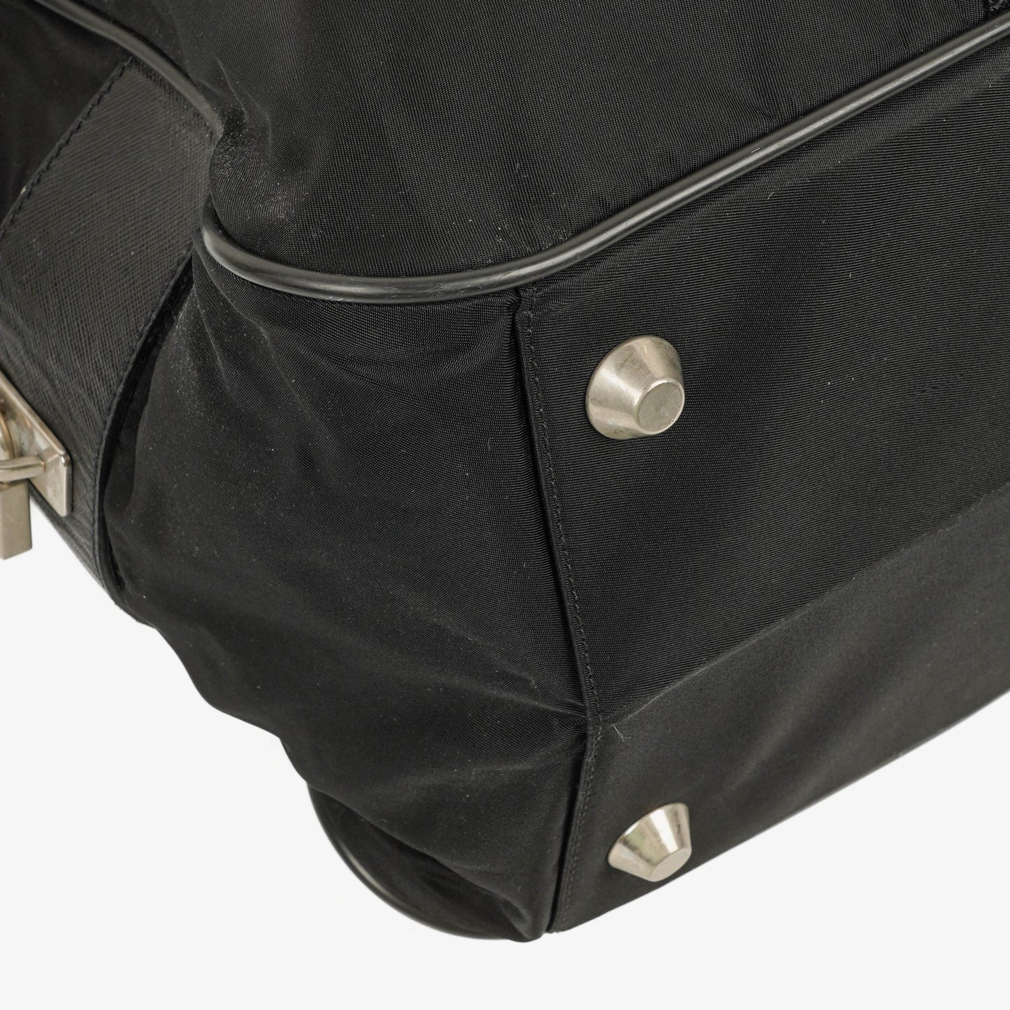 Prada Viaggio Reisetasche aus schwarzem Nylon und Nero Leder
