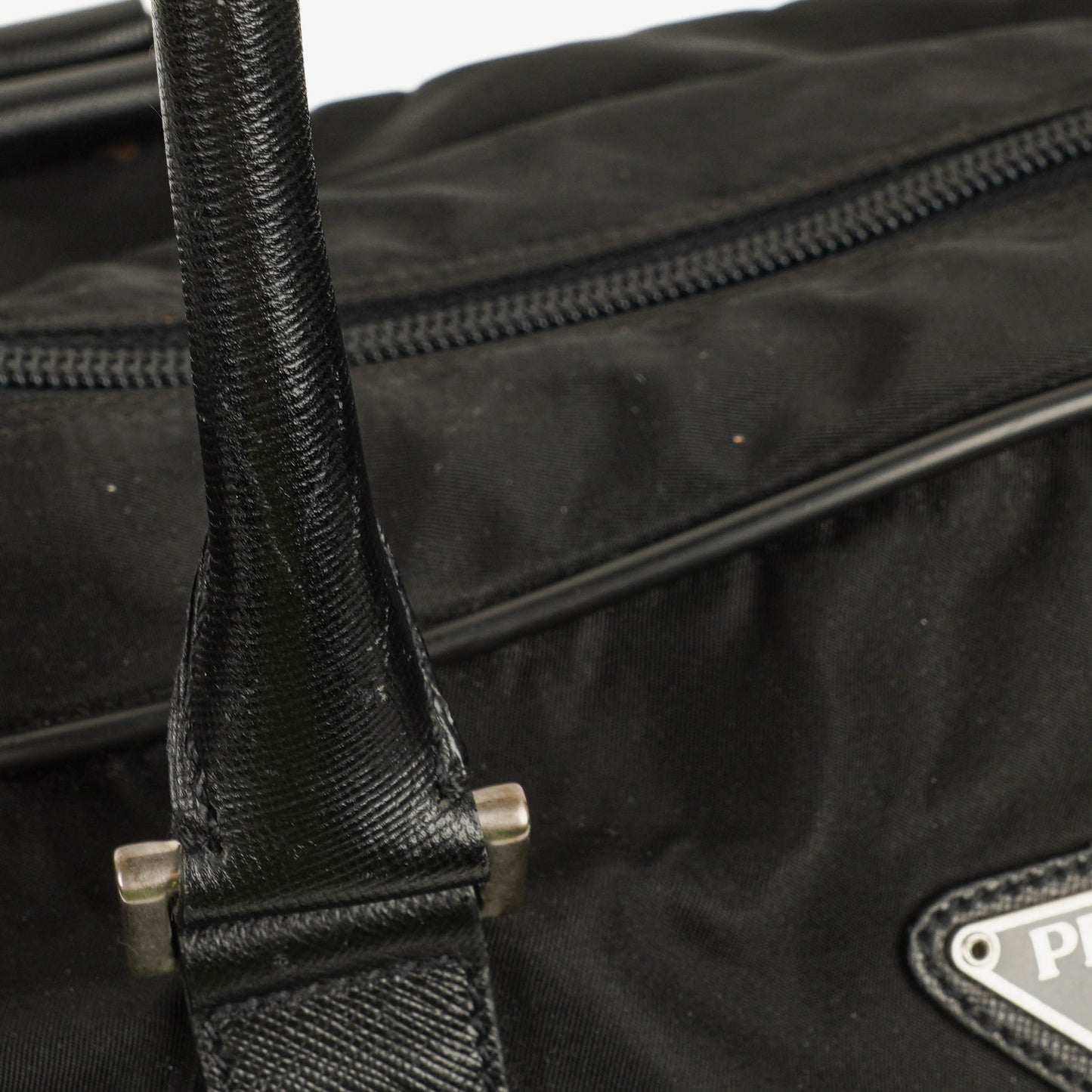 Prada Viaggio Reisetasche aus schwarzem Nylon und Nero Leder