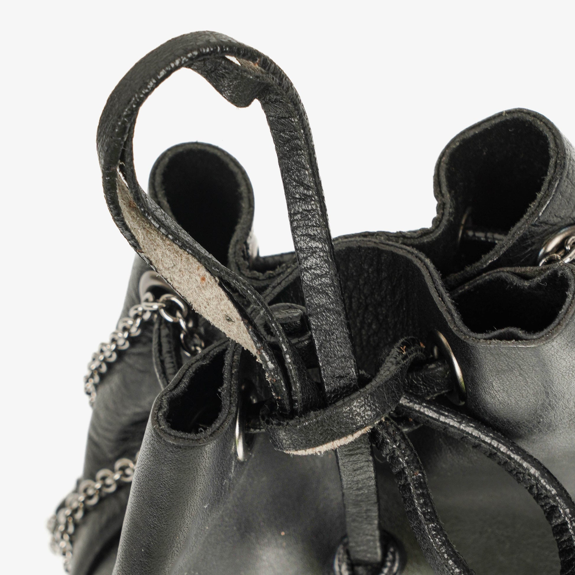 Miu Miu Mini Bucket schwarze Leder Schultertasche