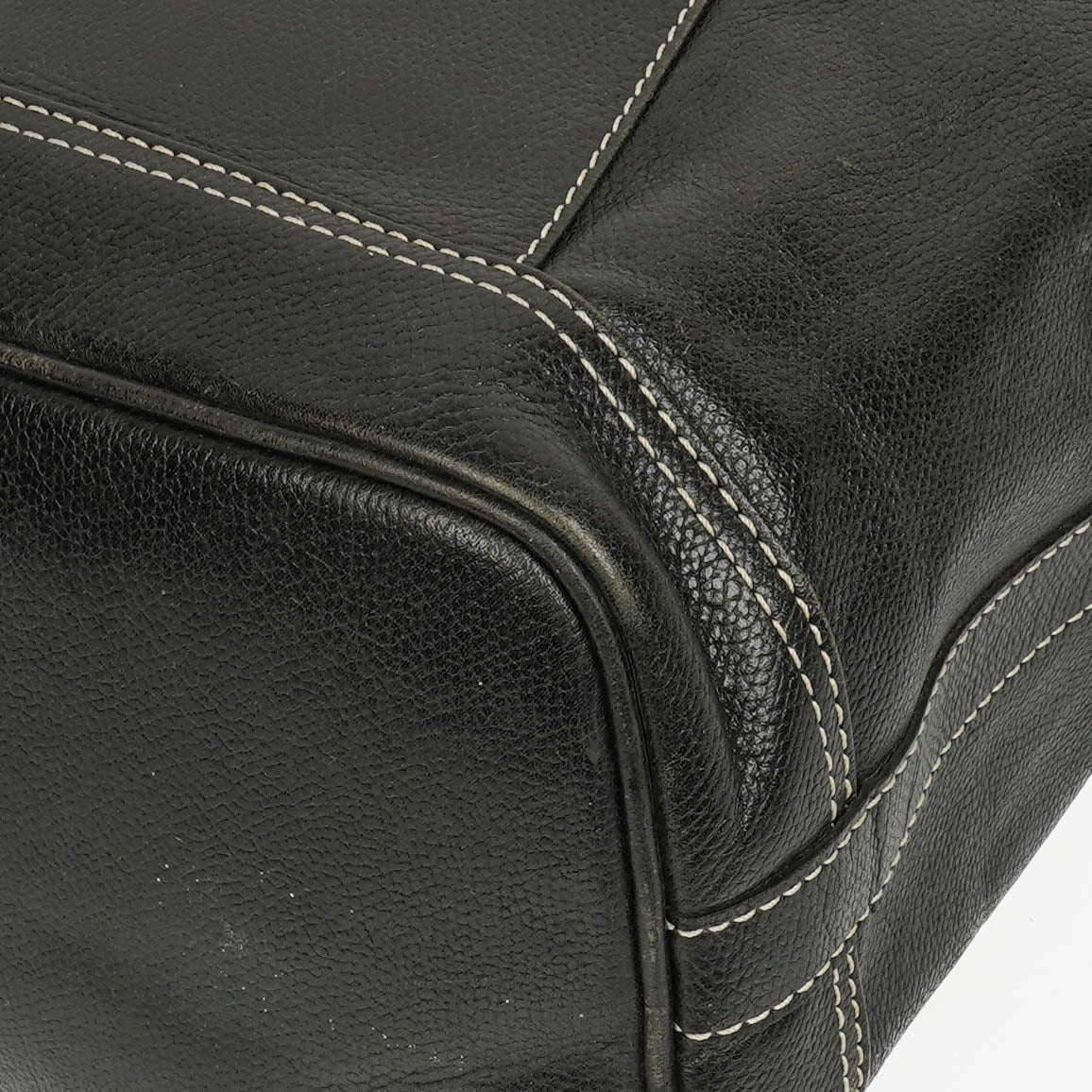 Yves Saint Laurent Bucket Bag mit Kordelzug