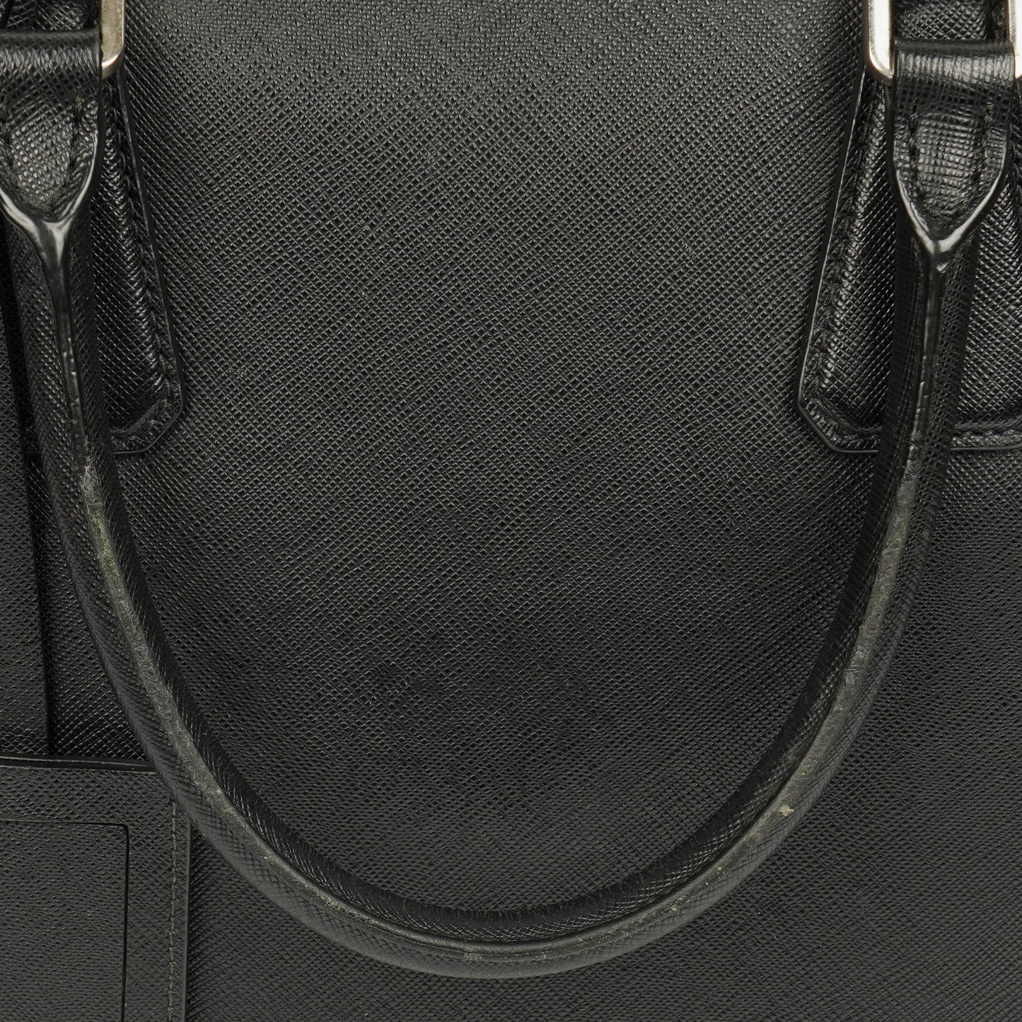 Prada Saffiano Aktentasche aus schwarzem Leder