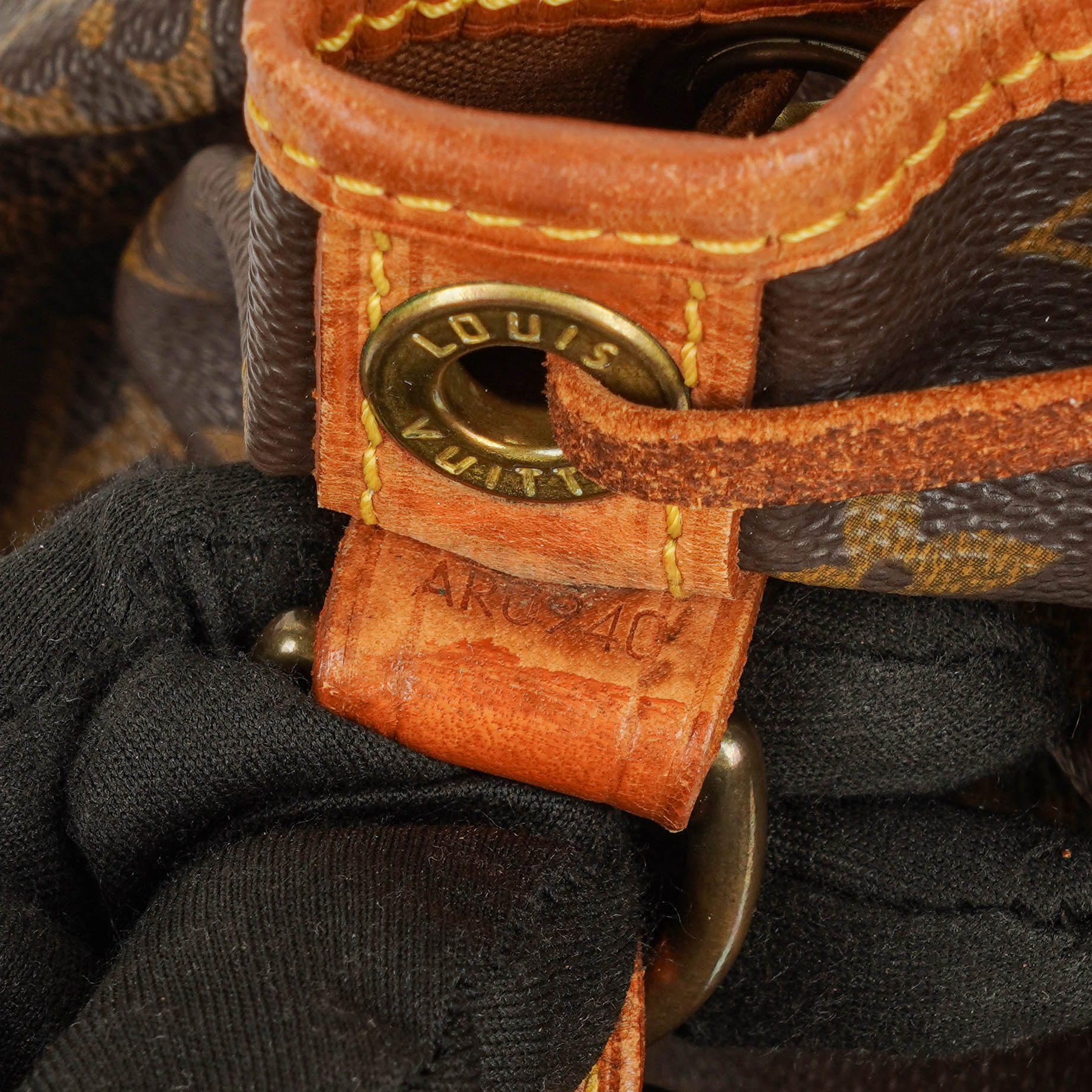 Louis Vuitton Noe Grande GM Monogram Canvas Schultertasche