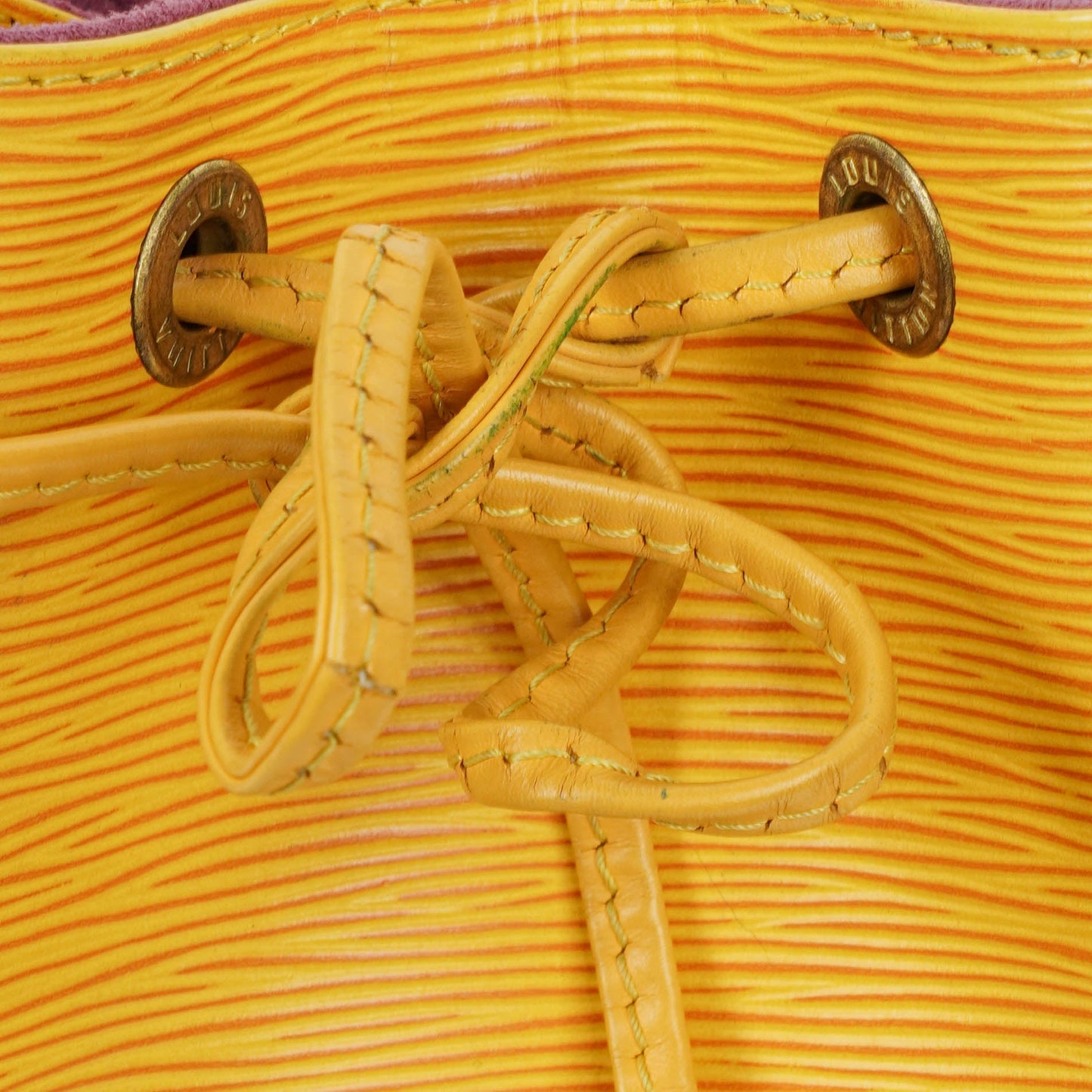 Louis Vuitton Noe Grande GM Schultertasche aus gelbem Epi-Leder