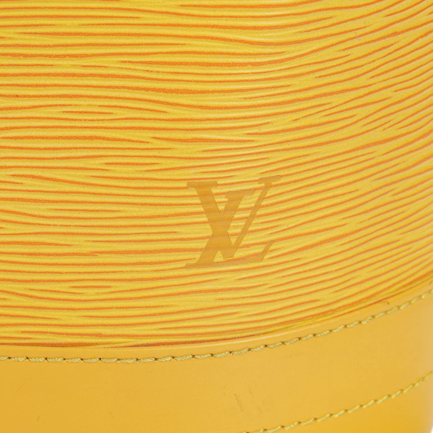 Louis Vuitton Noe Grande GM Schultertasche aus gelbem Epi-Leder