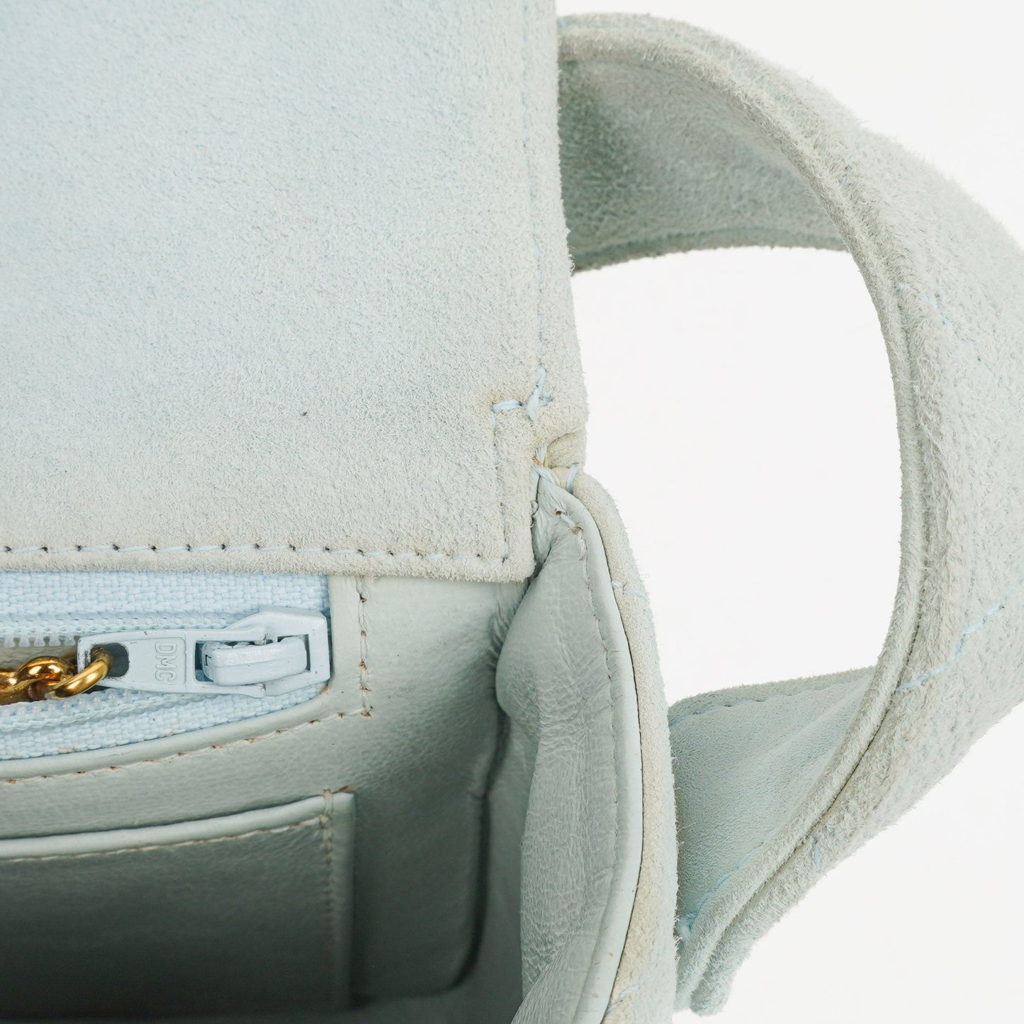 Chanel Vintage Mini Flap Tasche aus hellblauem gestepptem Wildleder