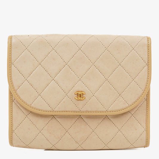 CHANEL Mini Flap Bag aus beigem gestepptem Lammleder mit 24K vergoldeten Beschlägen