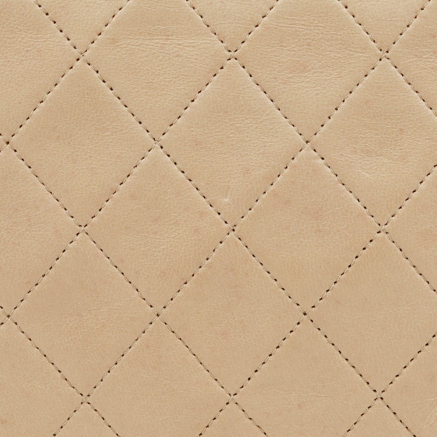 CHANEL Mini Flap Bag aus beigem gestepptem Lammleder mit 24K vergoldeten Beschlägen