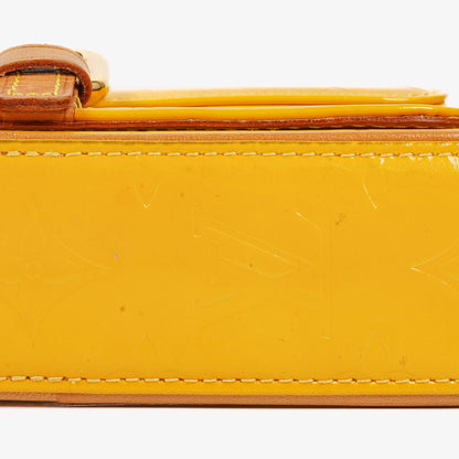 Louis Vuitton Christie Monogram aus gelbem Monogram Vernis
