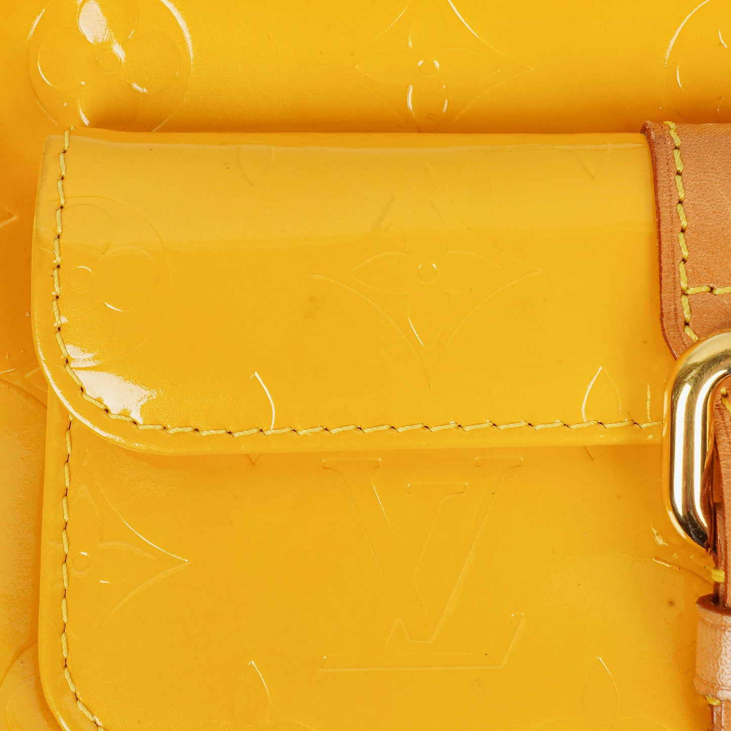 Louis Vuitton Christie Monogram aus gelbem Monogram Vernis