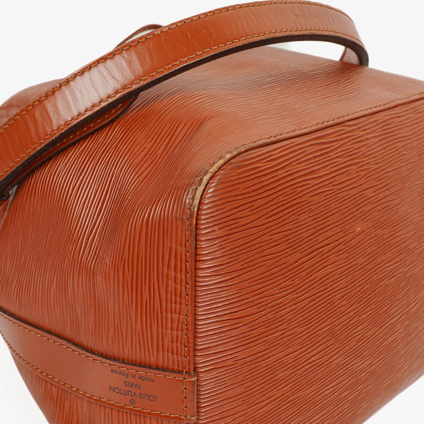 Louis Vuitton Petit Noe Schultertasche aus braunem Epi Leder