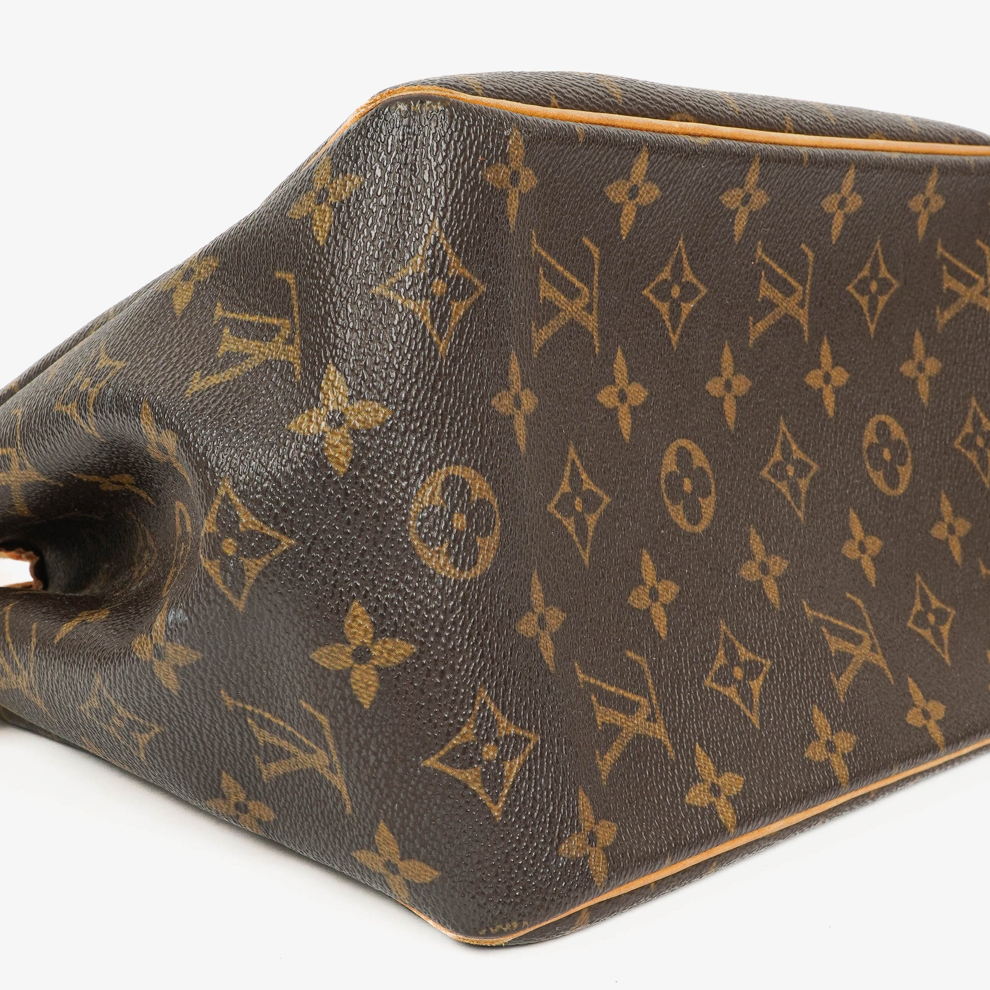 Louis Vuitton Batignolles Tasche aus Monogram Canvas