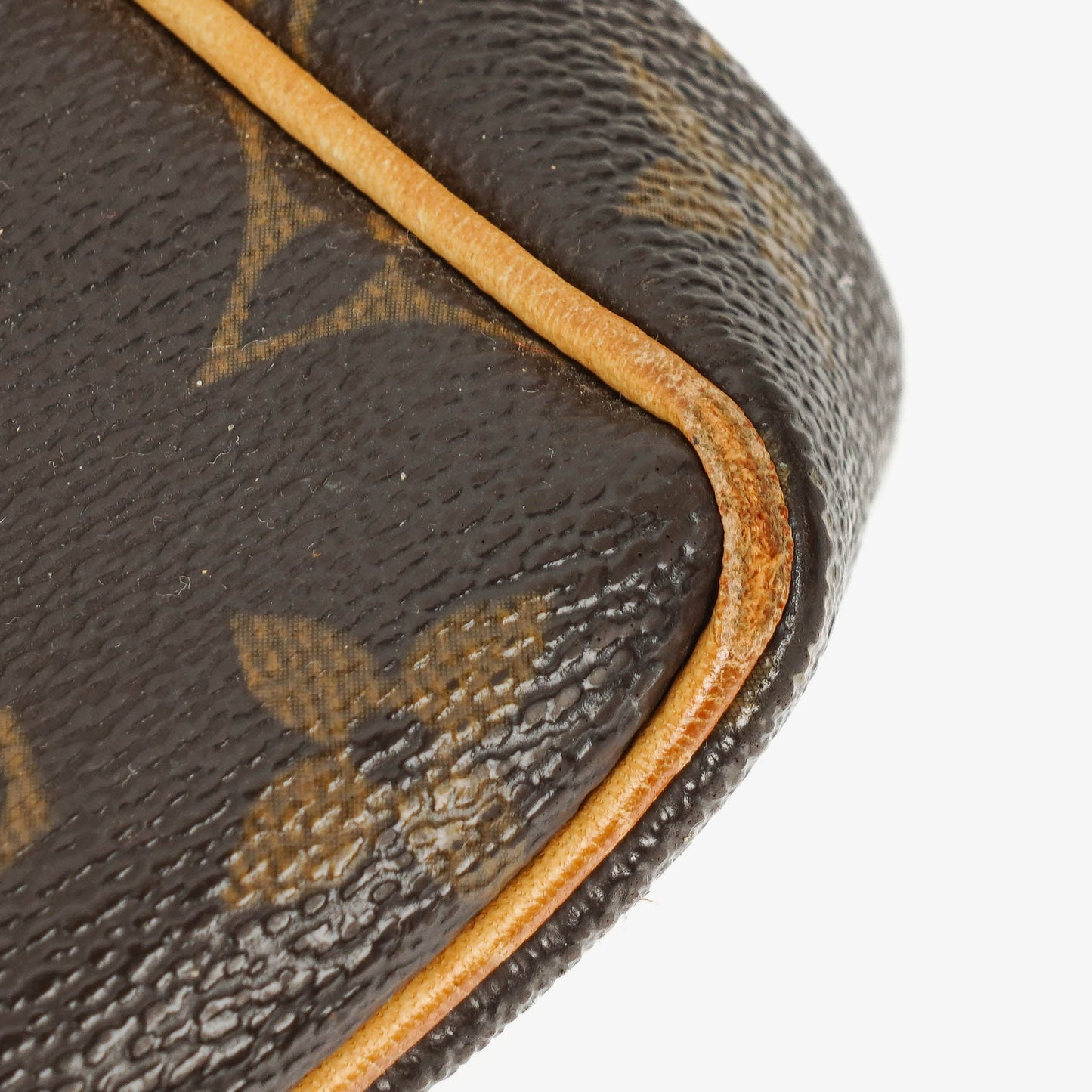 Louis Vuitton Batignolles Tasche aus Monogram Canvas