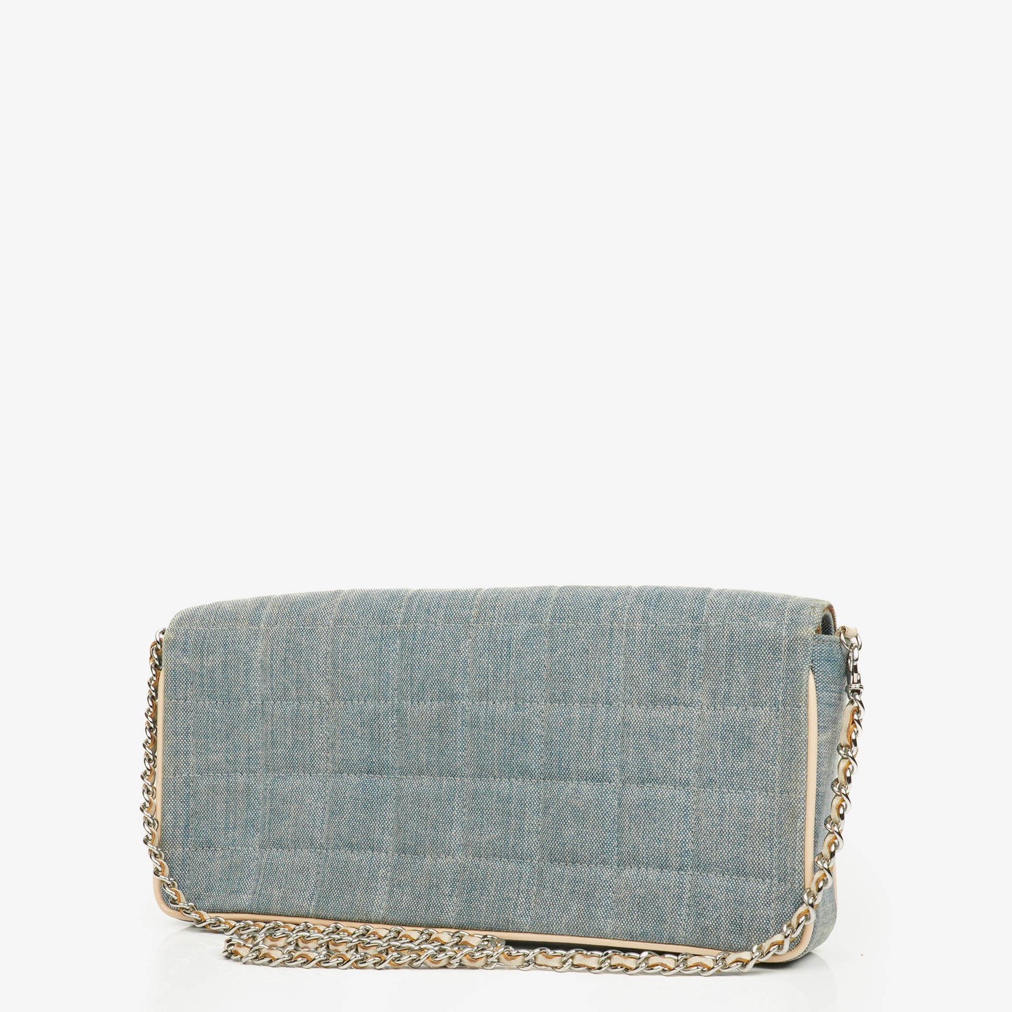 Chanel East West Chocolate Bar Tasche aus blauem Denim