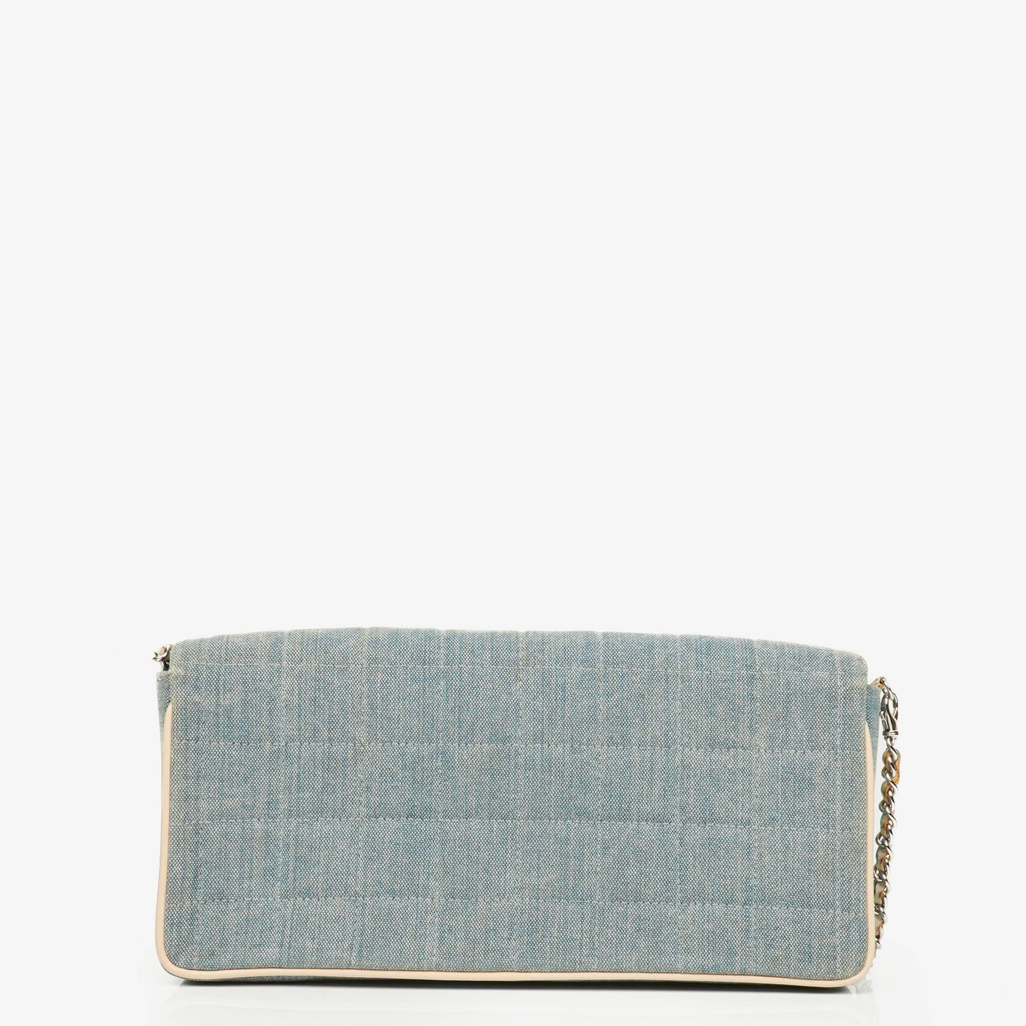 Chanel East West Chocolate Bar Tasche aus blauem Denim