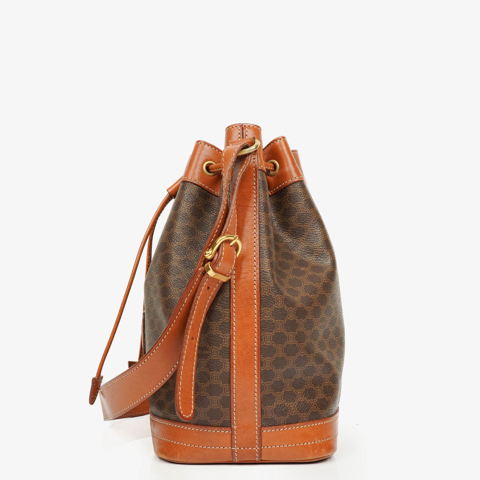 Celine Vintage Macadam Triomphe Bucket Bag mit Zugband in Braun