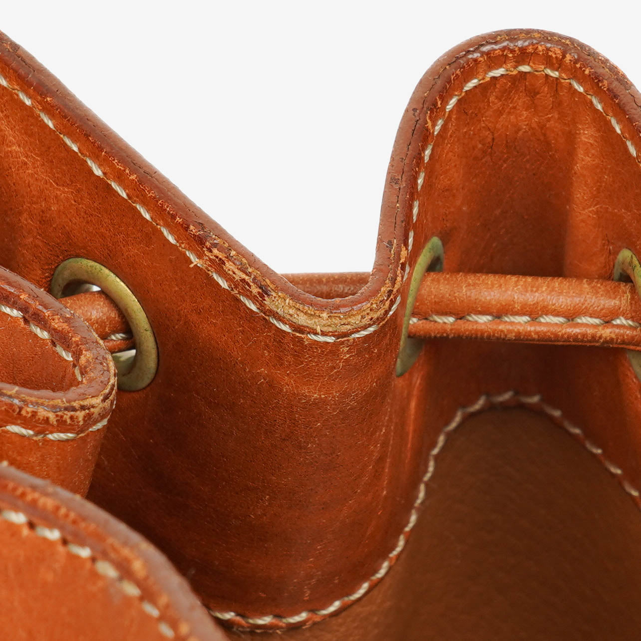 Celine Vintage Macadam Triomphe Bucket Bag mit Zugband in Braun