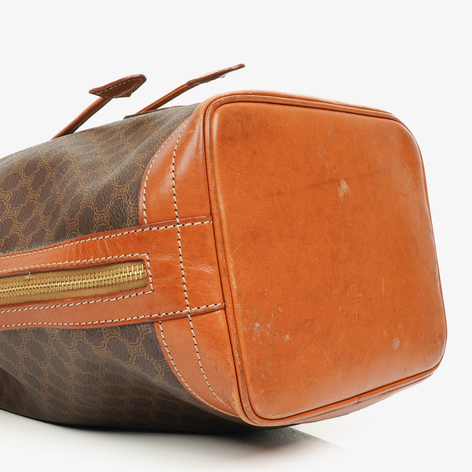 Celine Vintage Macadam Triomphe Bucket Bag mit Zugband in Braun