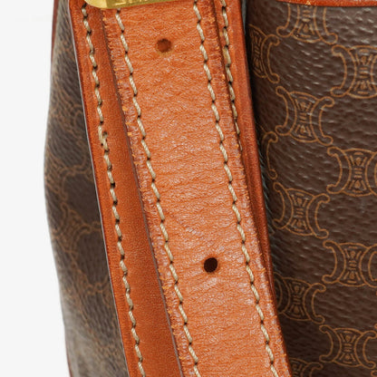 Celine Vintage Macadam Triomphe Bucket Bag mit Zugband in Braun