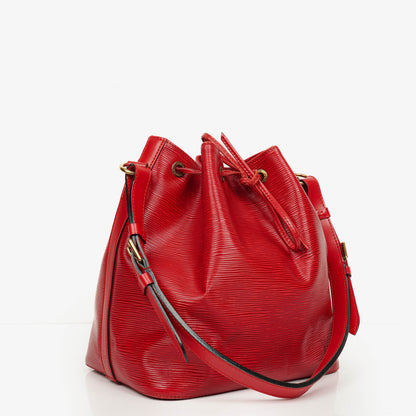 Louis Vuitton Petit Noé Schultertasche aus rotem Epi Leder