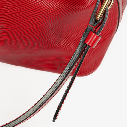 Louis Vuitton Petit Noé Schultertasche aus rotem Epi Leder