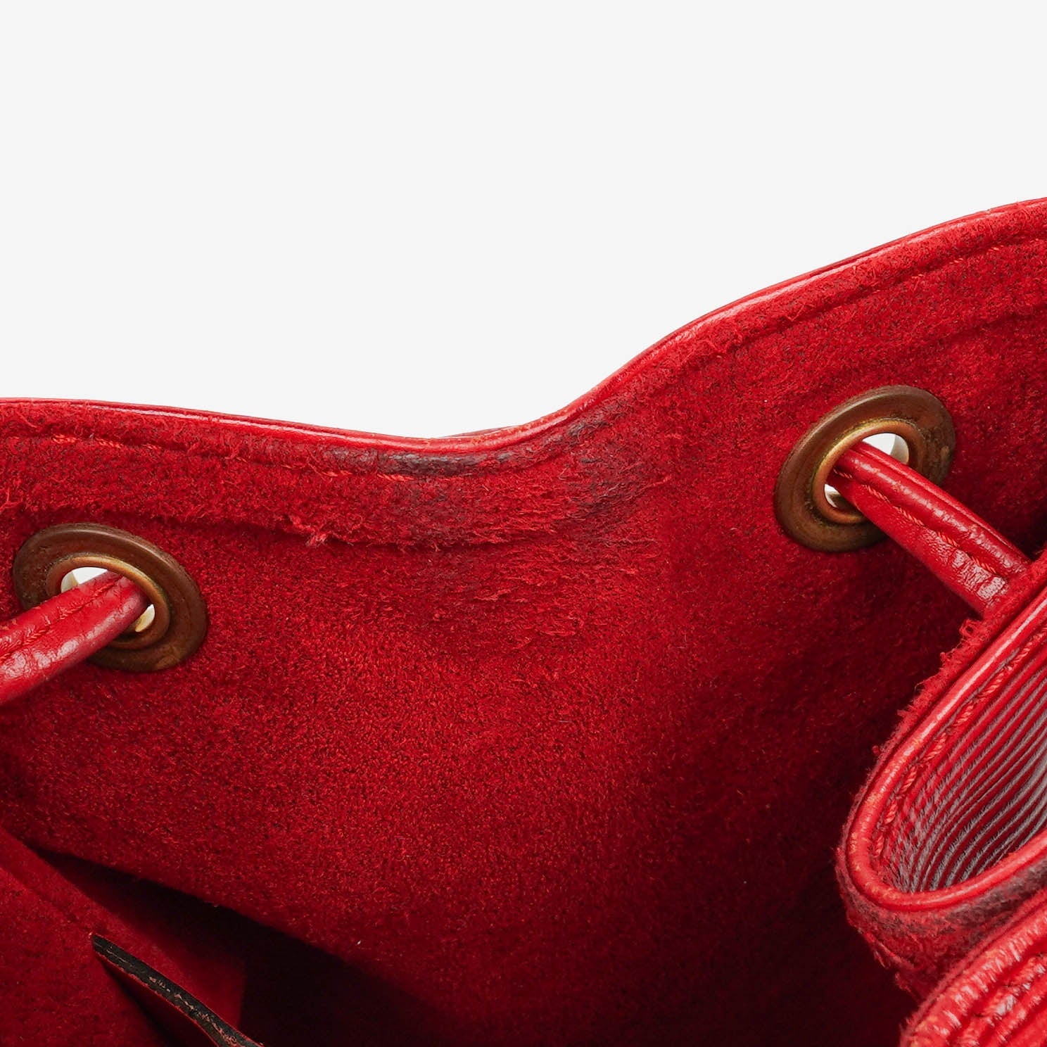 Louis Vuitton Petit Noé Schultertasche aus rotem Epi Leder