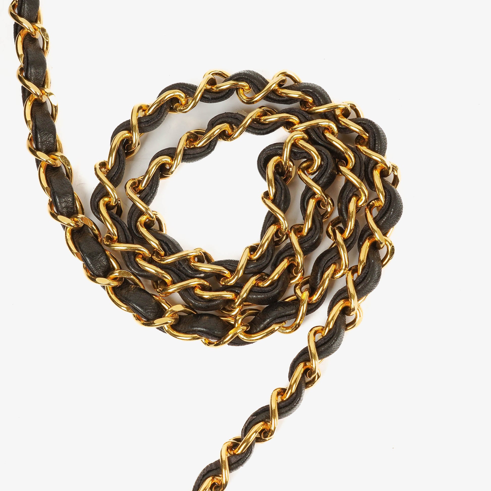 Chanel Medium Classic Single Flap Bag aus schwarzem gestepptem Lammleder mit 24K vergoldeter Hardware