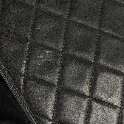 Chanel Medium Classic Single Flap Bag aus schwarzem gestepptem Lammleder mit 24K vergoldeter Hardware