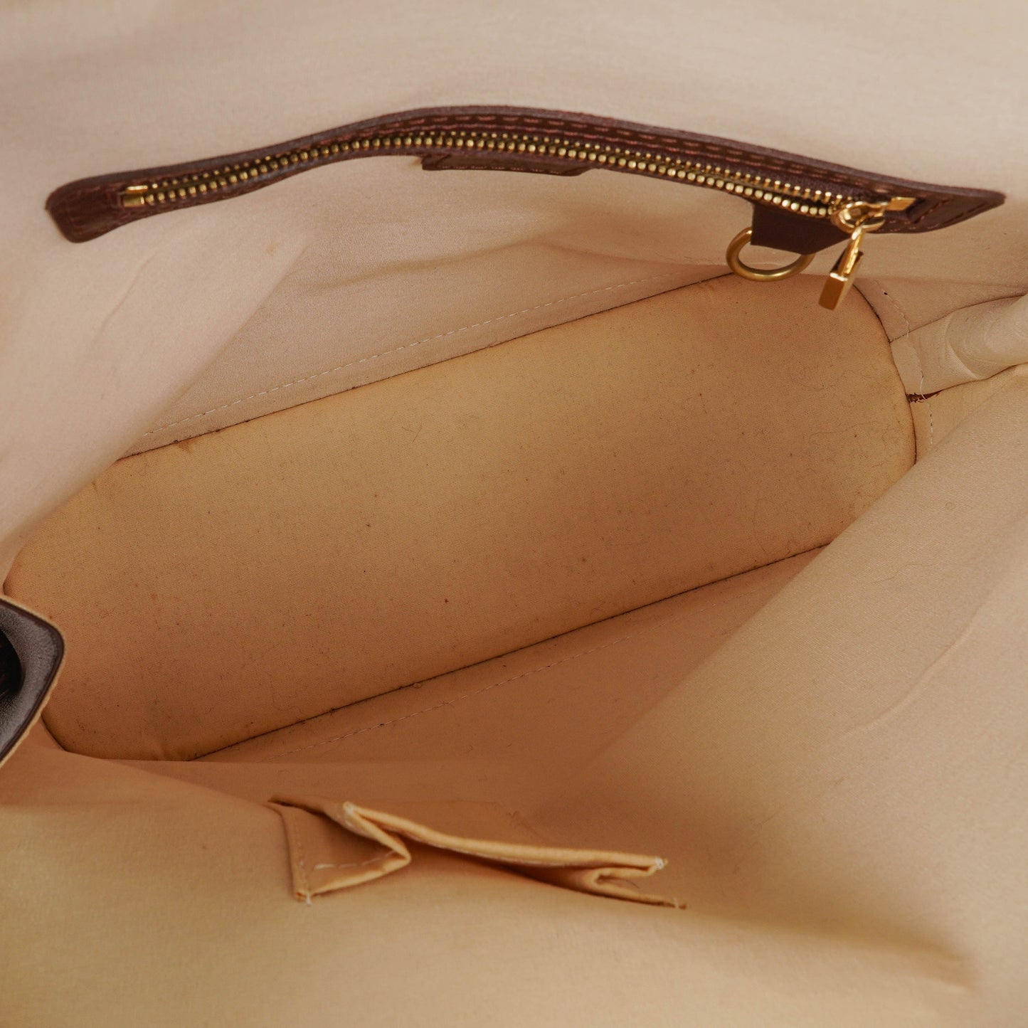 Louis Vuitton Alma Haut Tote Bag aus Cherry Mini Monogram