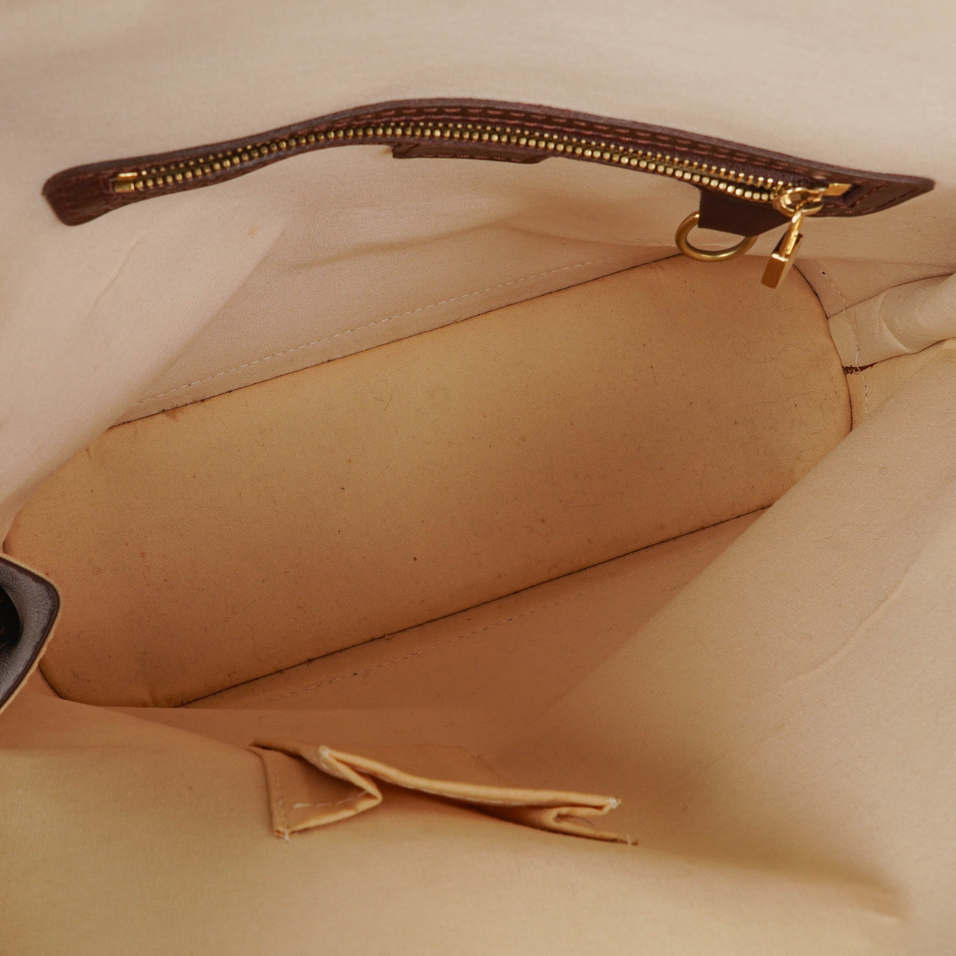 Louis Vuitton Alma Haut Tote Bag aus Cherry Mini Monogram