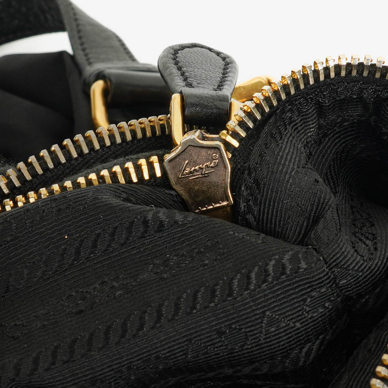 Prada Nero Nylon Logo-Jacquard Henkeltasche