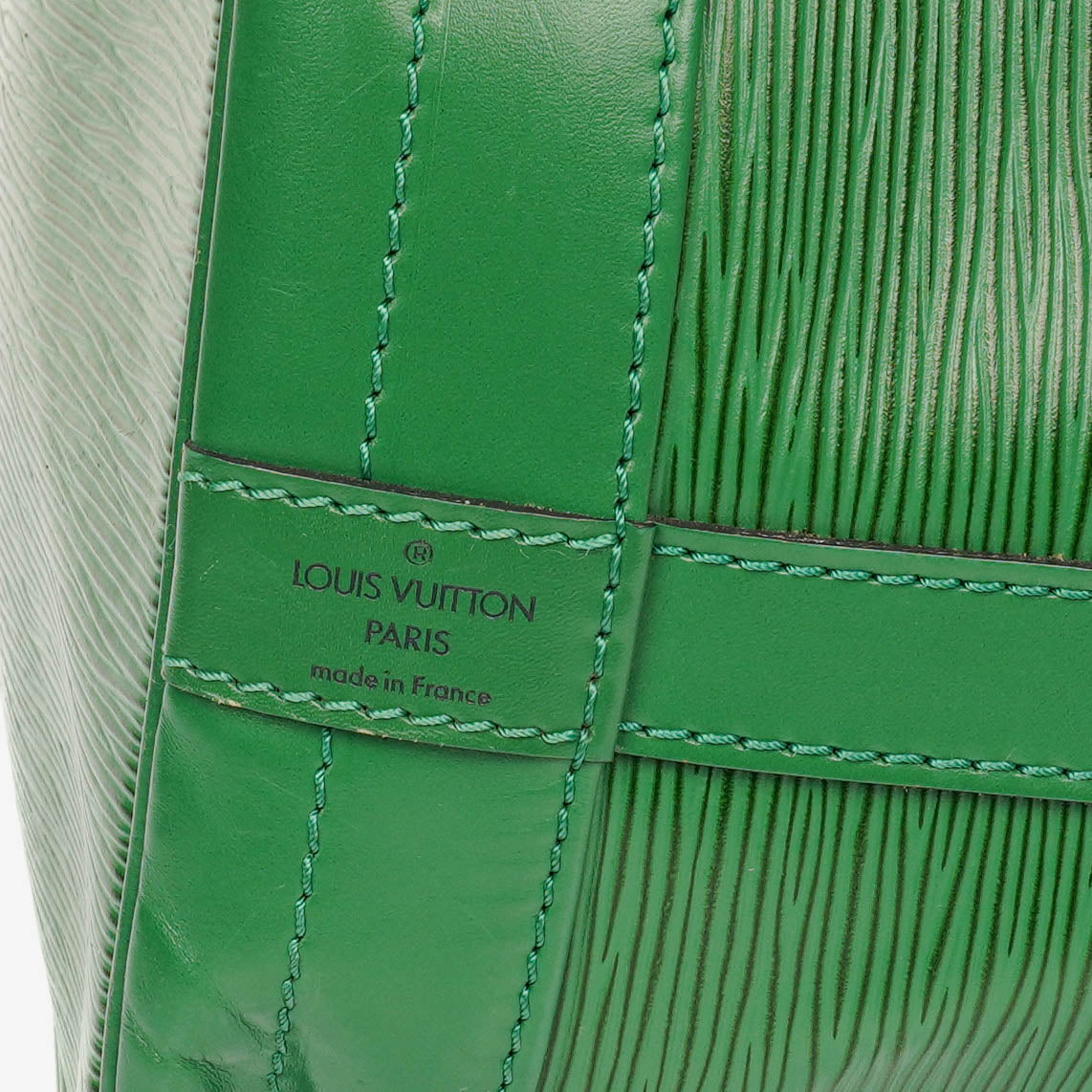 Louis Vuitton Noe Grande GM Schultertasche aus grünem Epi-Leder