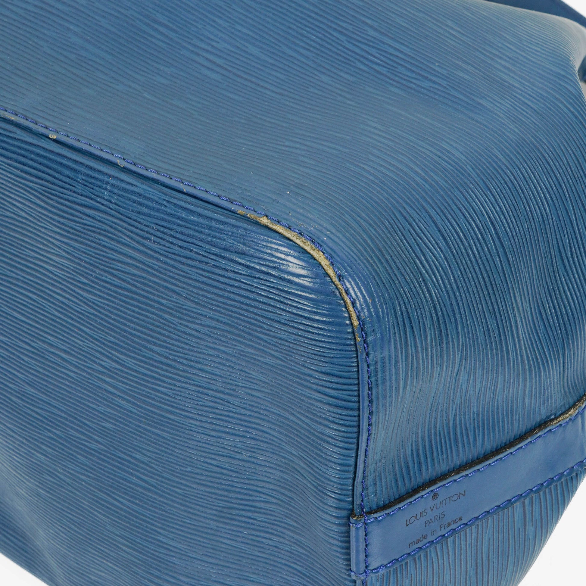 Louis Vuitton Petit Noe Schultertasche aus blauem Epi Leder