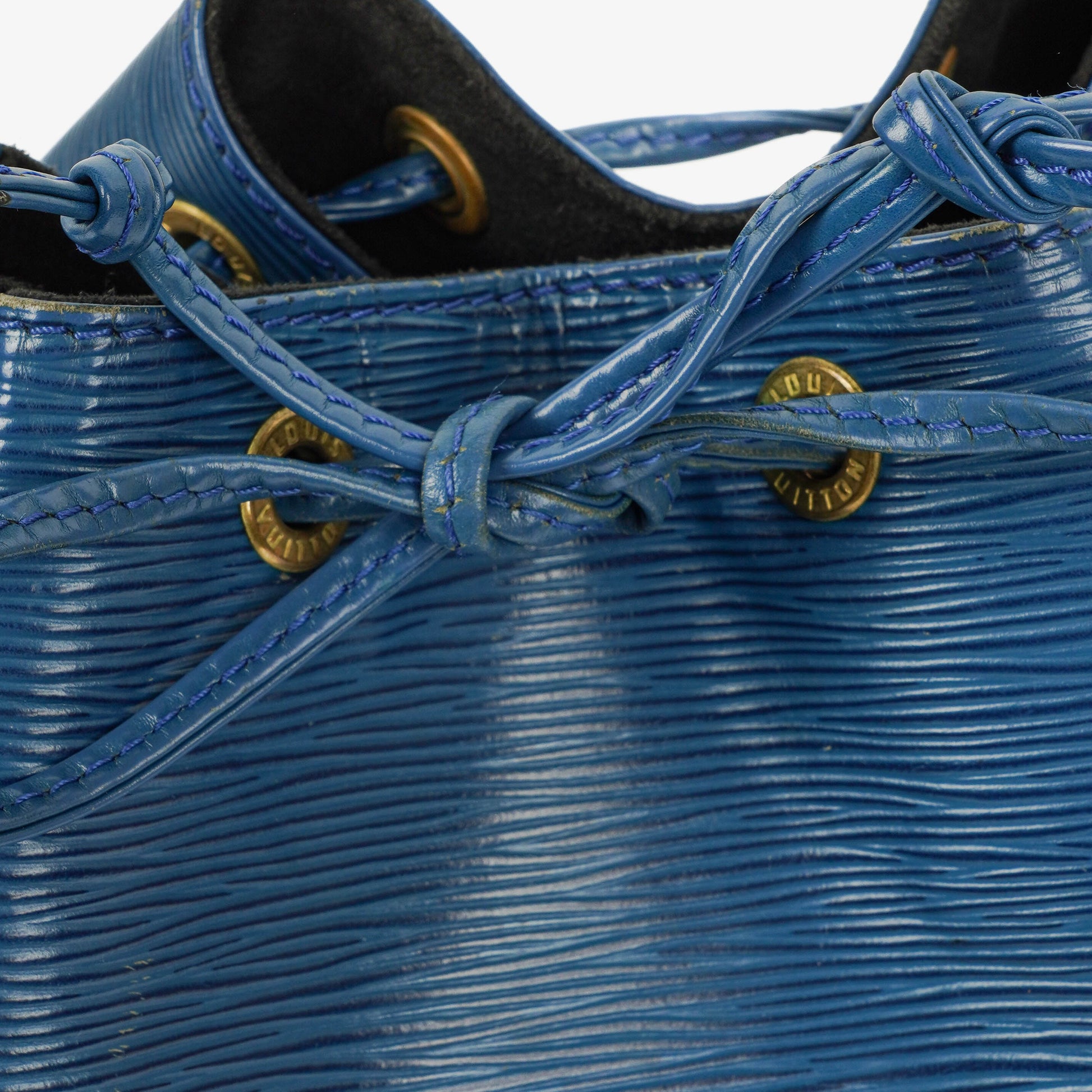 Louis Vuitton Petit Noe Schultertasche aus blauem Epi Leder