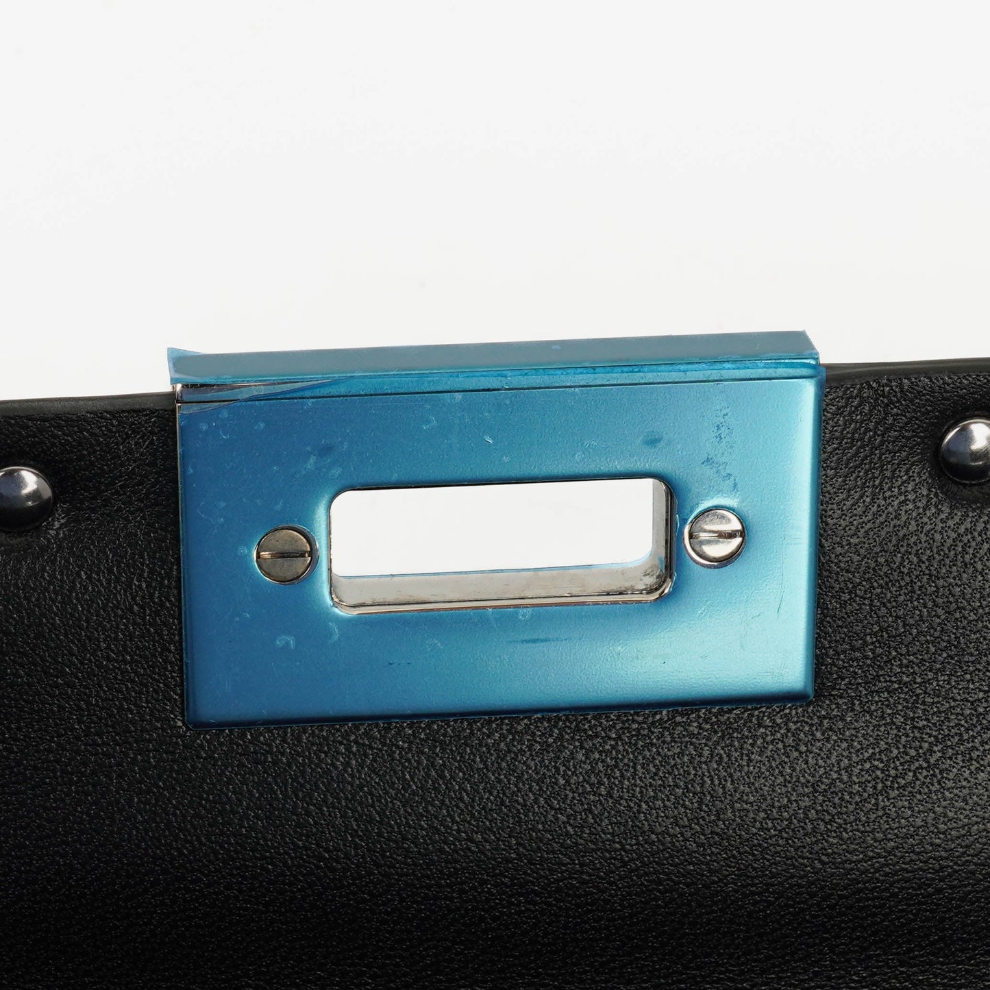 Valentino Garavani kleine Rockstud Schultertasche aus silbernem Spiegel-Kalbsleder