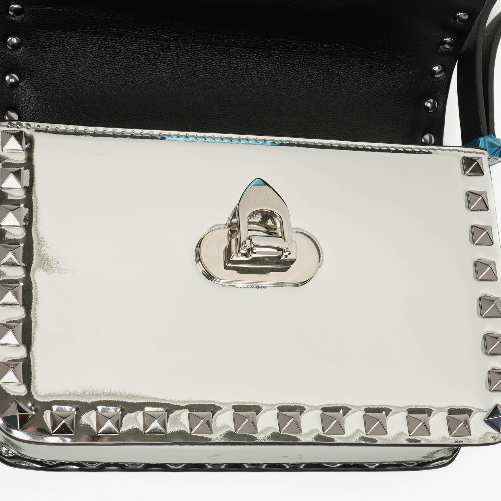 Valentino Garavani kleine Rockstud Schultertasche aus silbernem Spiegel-Kalbsleder