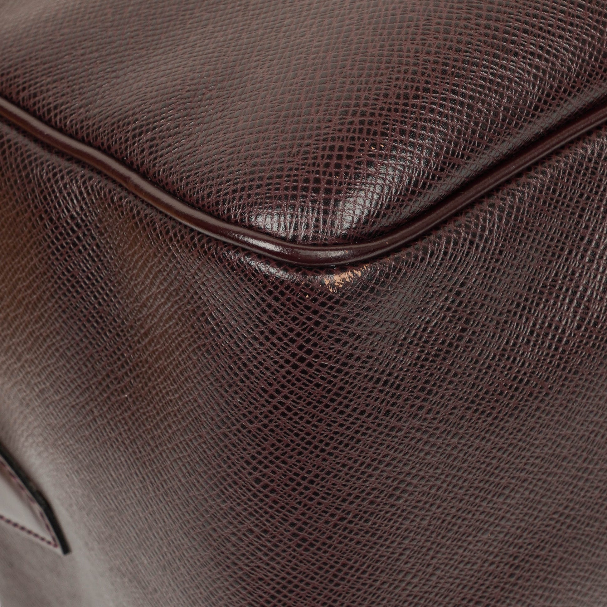 Louis Vuitton Kendall Tasche aus burgunderrotem Taiga Leder