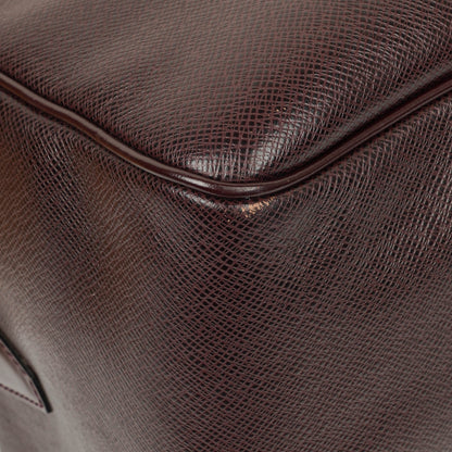 Louis Vuitton Kendall Tasche aus burgunderrotem Taiga Leder