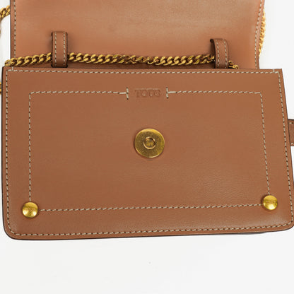 Tod's Bauchtasche aus Leder mit Überschlag