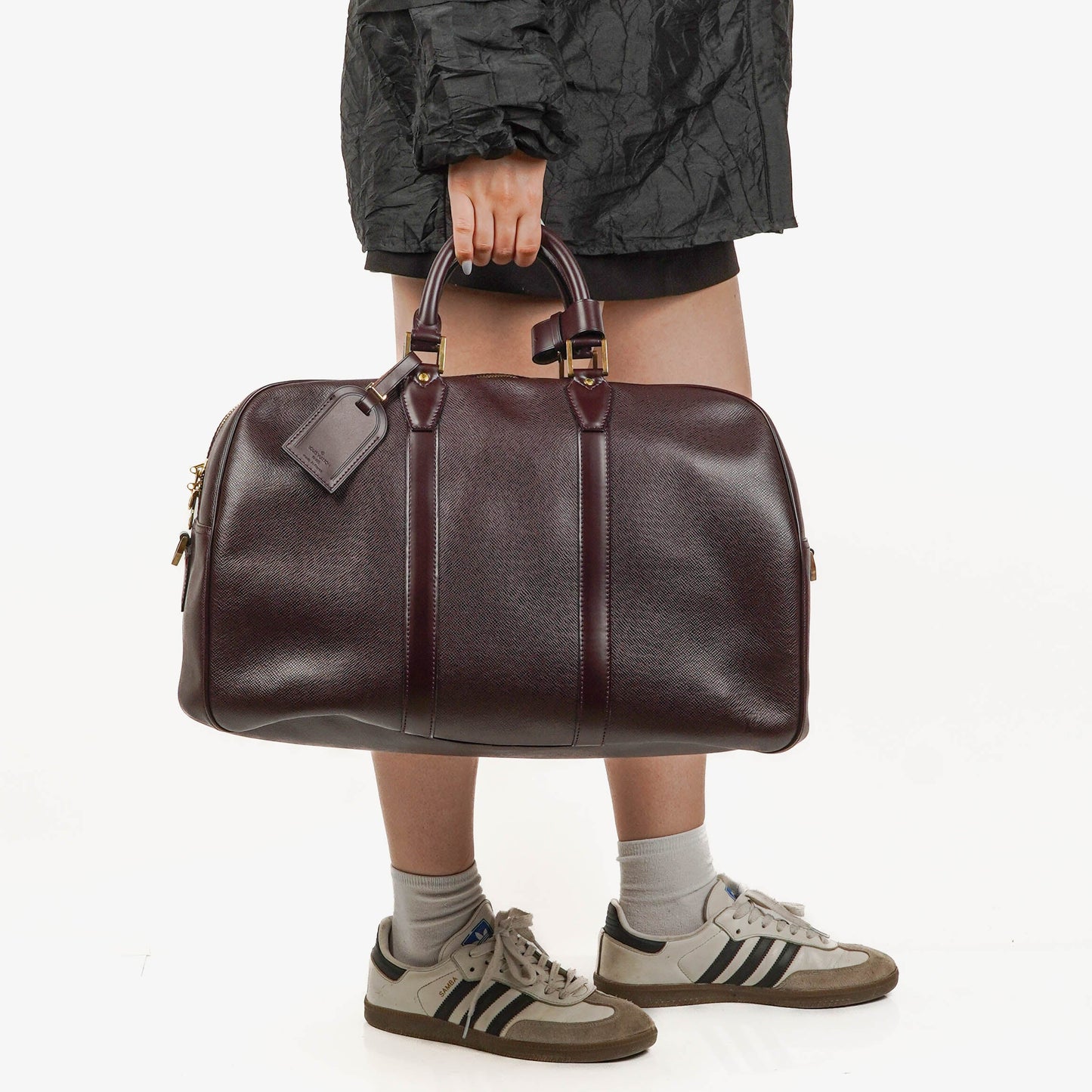 Louis Vuitton Kendall Tasche aus burgunderrotem Taiga Leder