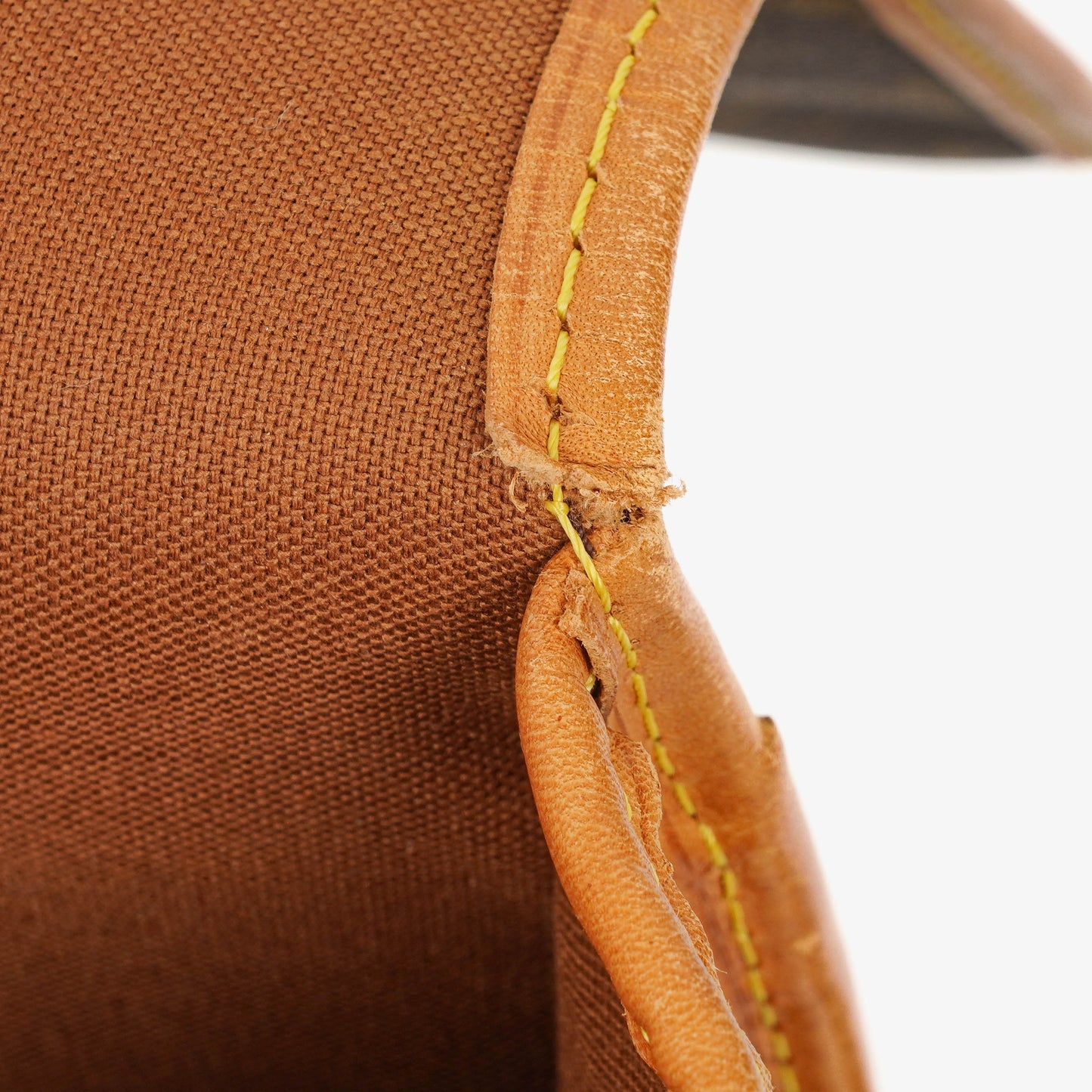 Louis Vuitton Sac Gibeciere GM Schultertasche aus Monogram Canvas
